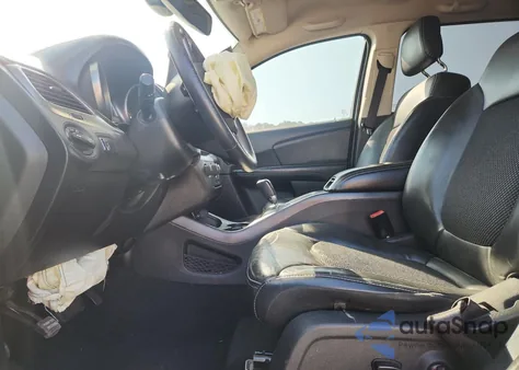 2019 Dodge Journey Crossroad from USA, damaged, VIN 3C4PDDGG4KT708304